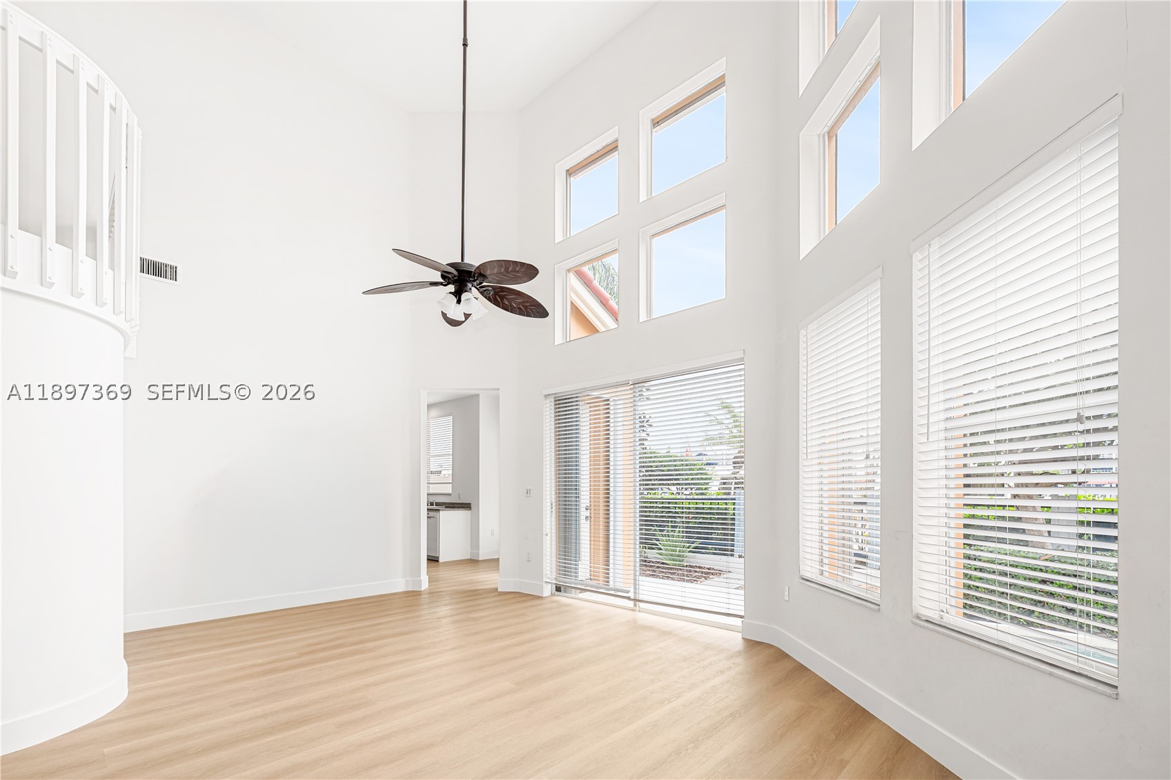 3699 NE 208th Ter