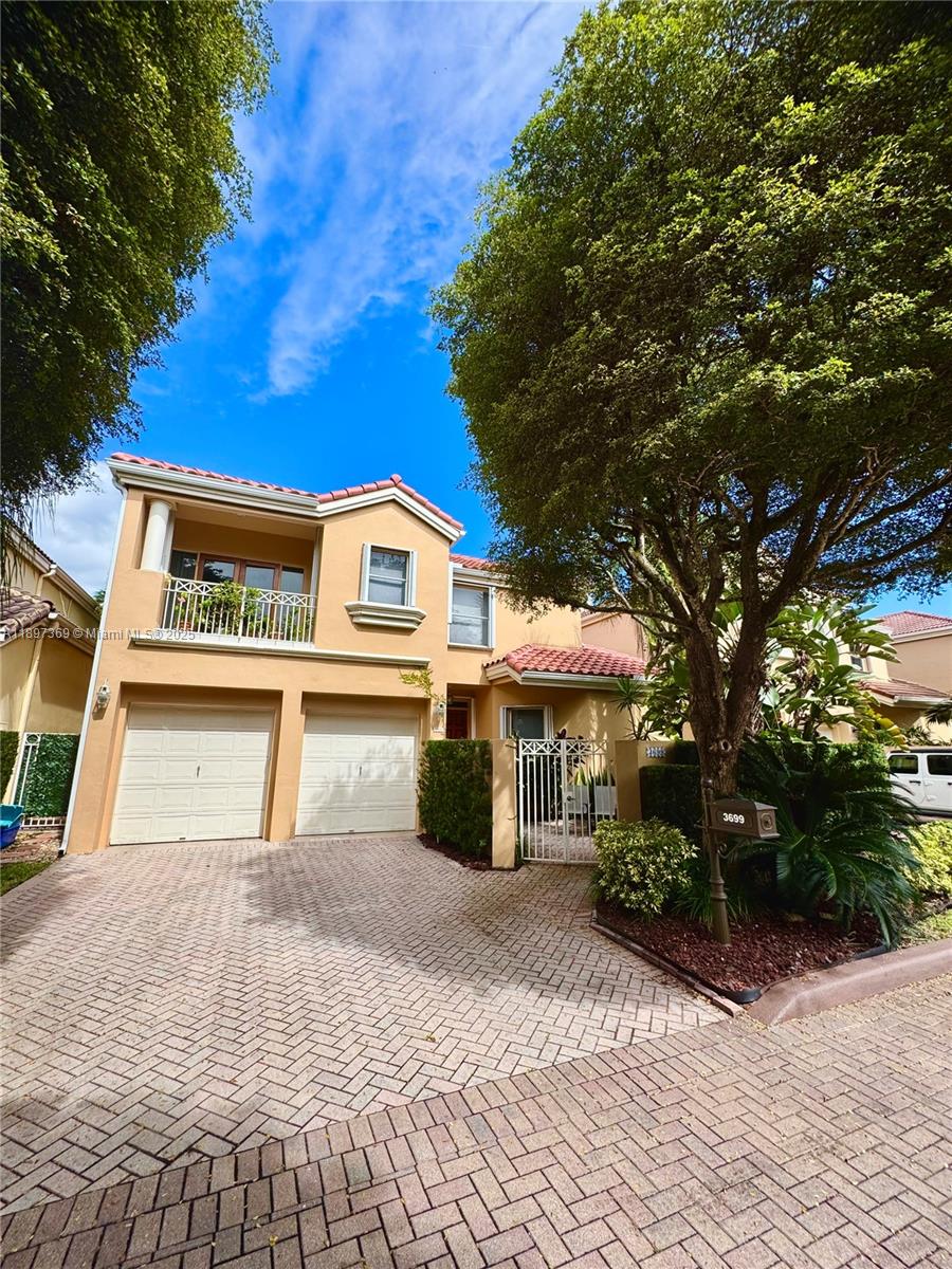 3699 NE 208th Ter, Aventura, FL, 33180/$2,295,000 1 3699 NE 208th Ter