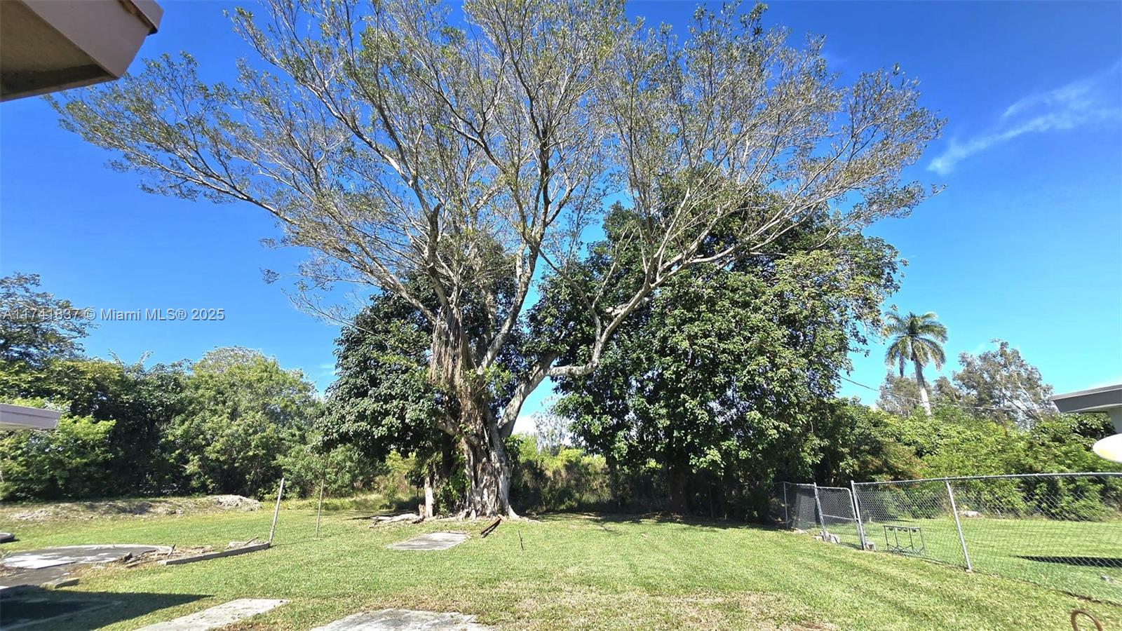 FLA FRUIT LANDS CO SUB NO - Residential