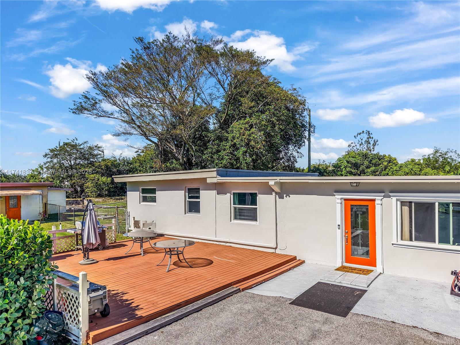 FLA FRUIT LANDS CO SUB NO - Residential