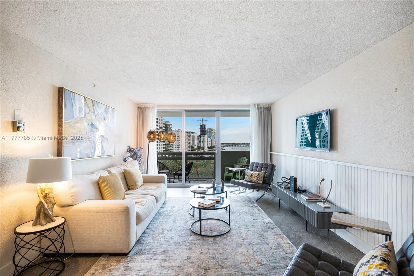 FLAMINGO TOWER - Residential