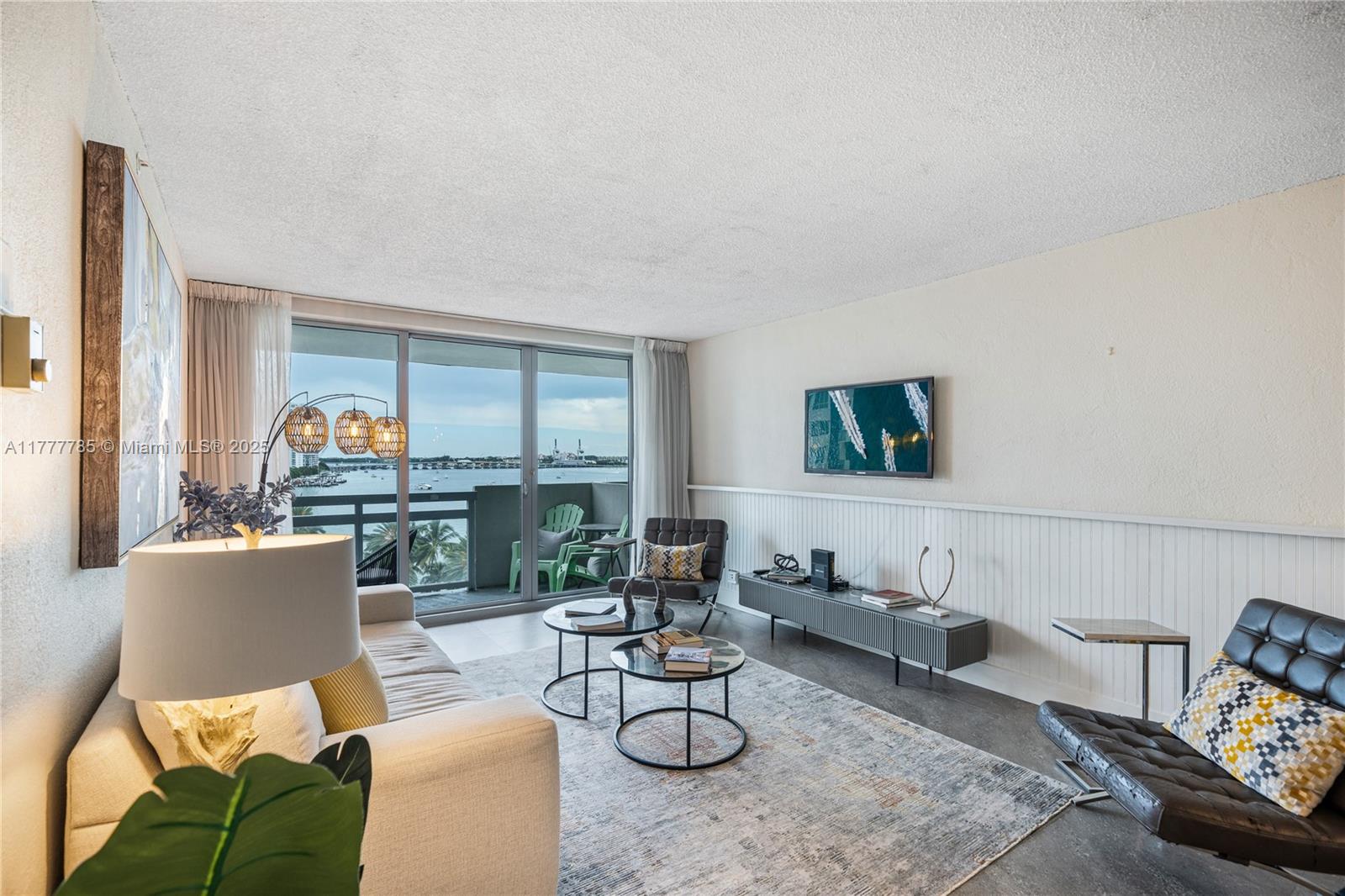 FLAMINGO TOWER - Residential