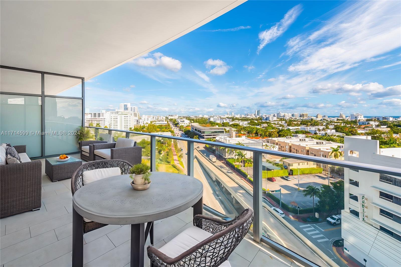 Property for Sale at 500 Alton Rd 1108, Miami Beach, Miami-Dade County, Florida - Bedrooms: 1 
Bathrooms: 2  - $1,299,000