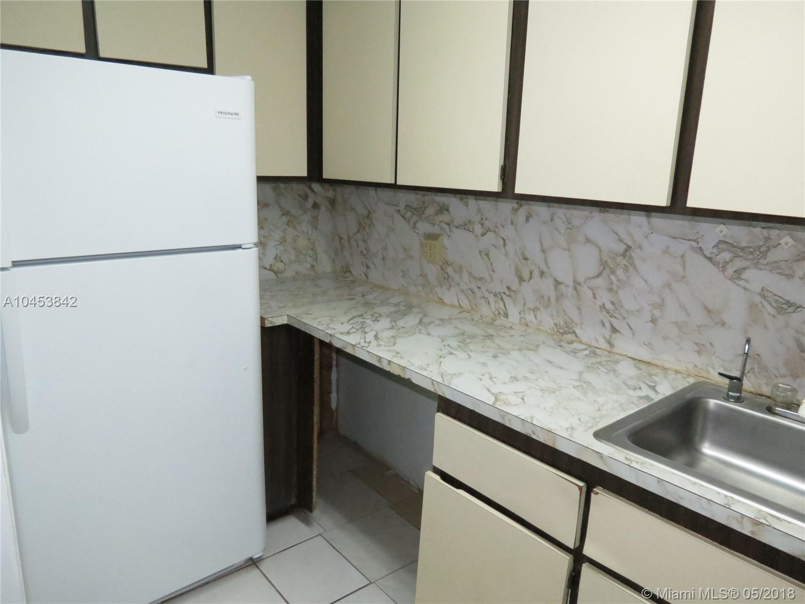 5050 CONDO - Residential