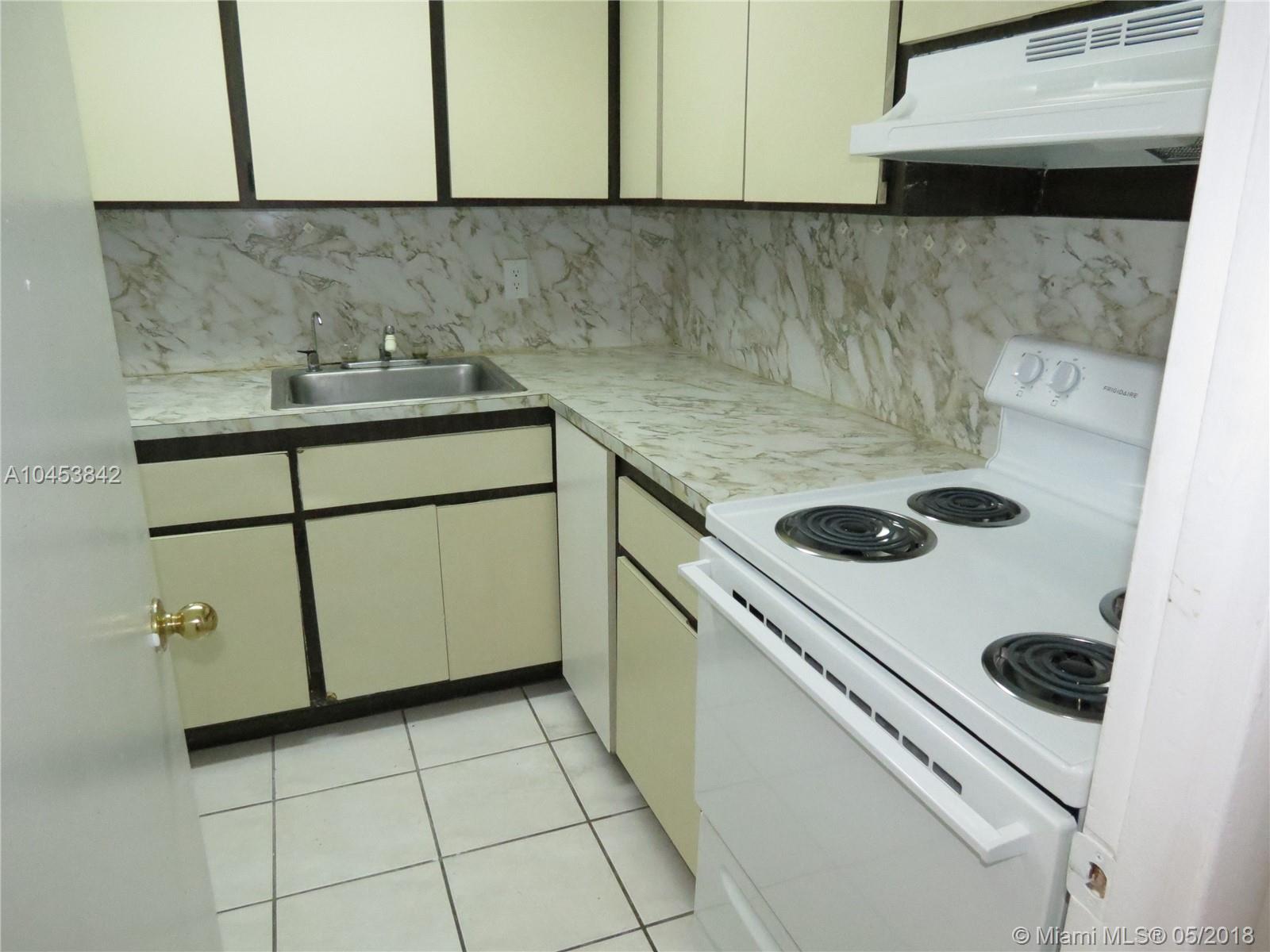 5050 CONDO - Residential