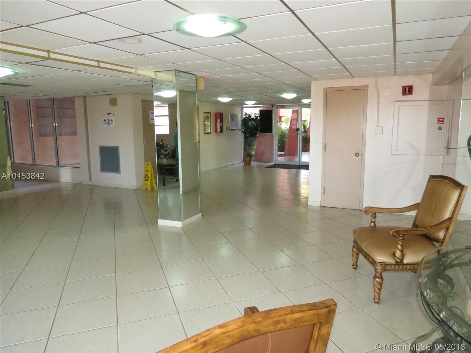 5050 CONDO - Residential