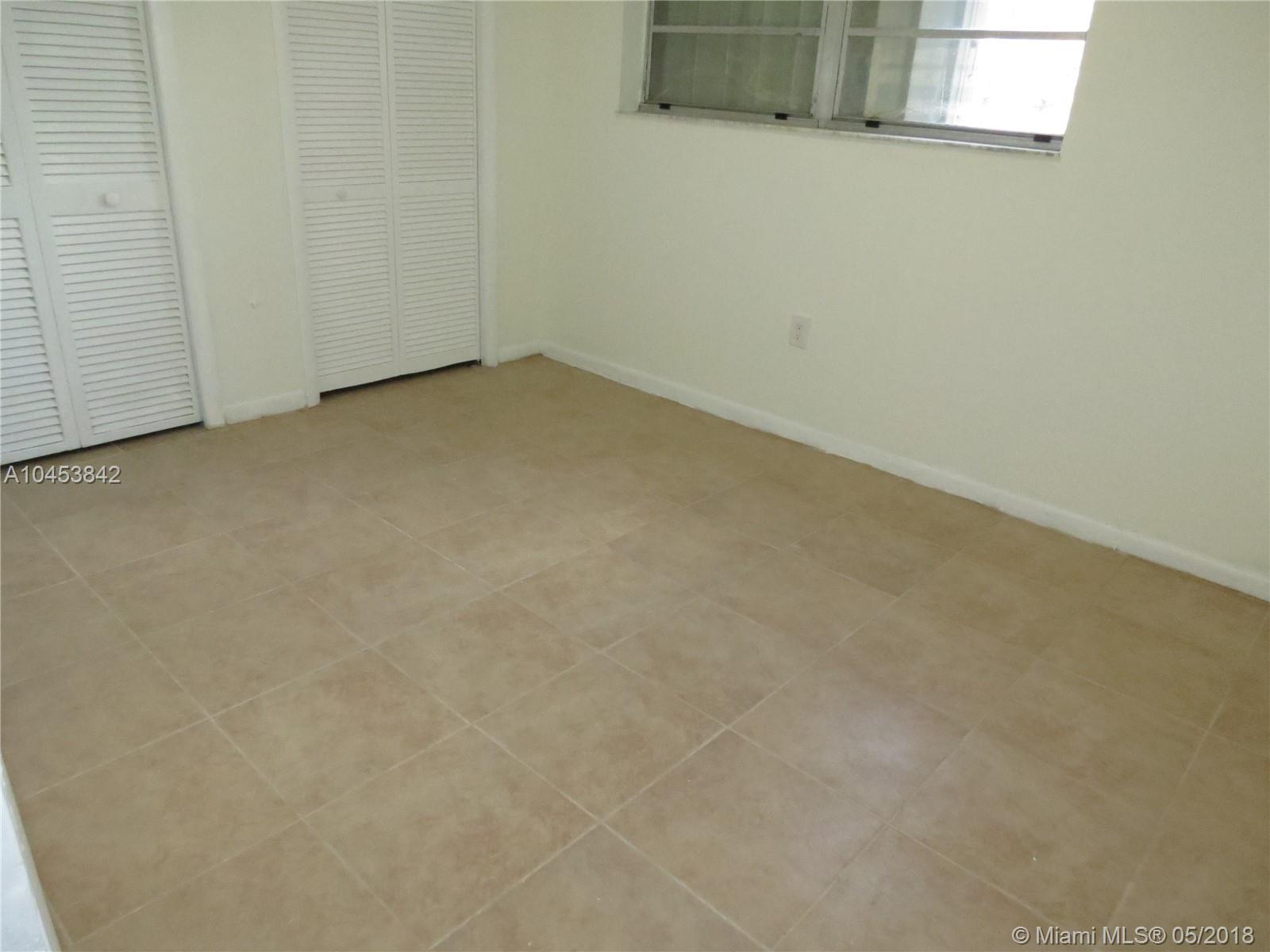 5050 CONDO - Residential