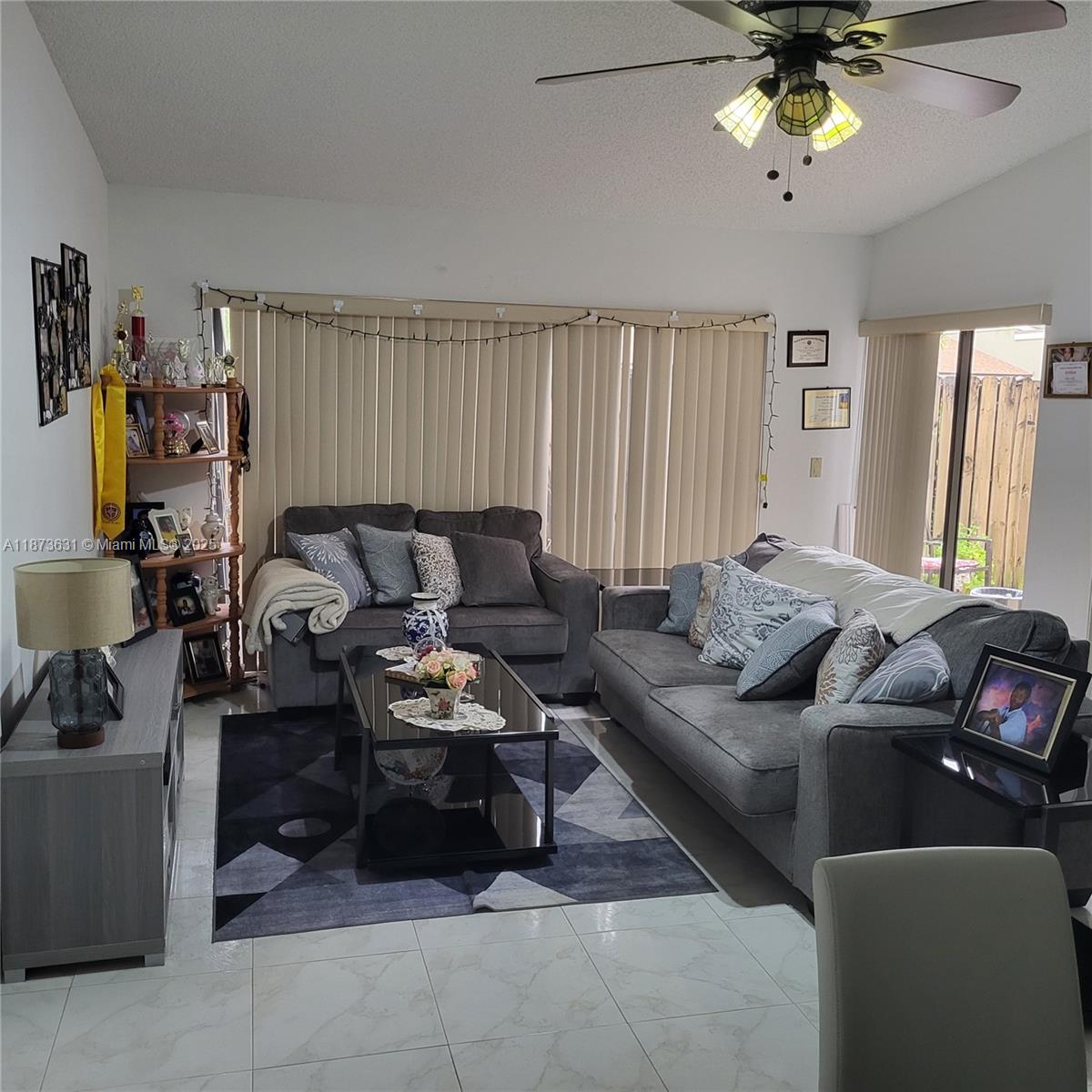 MEADOWS 300 1 - Residential