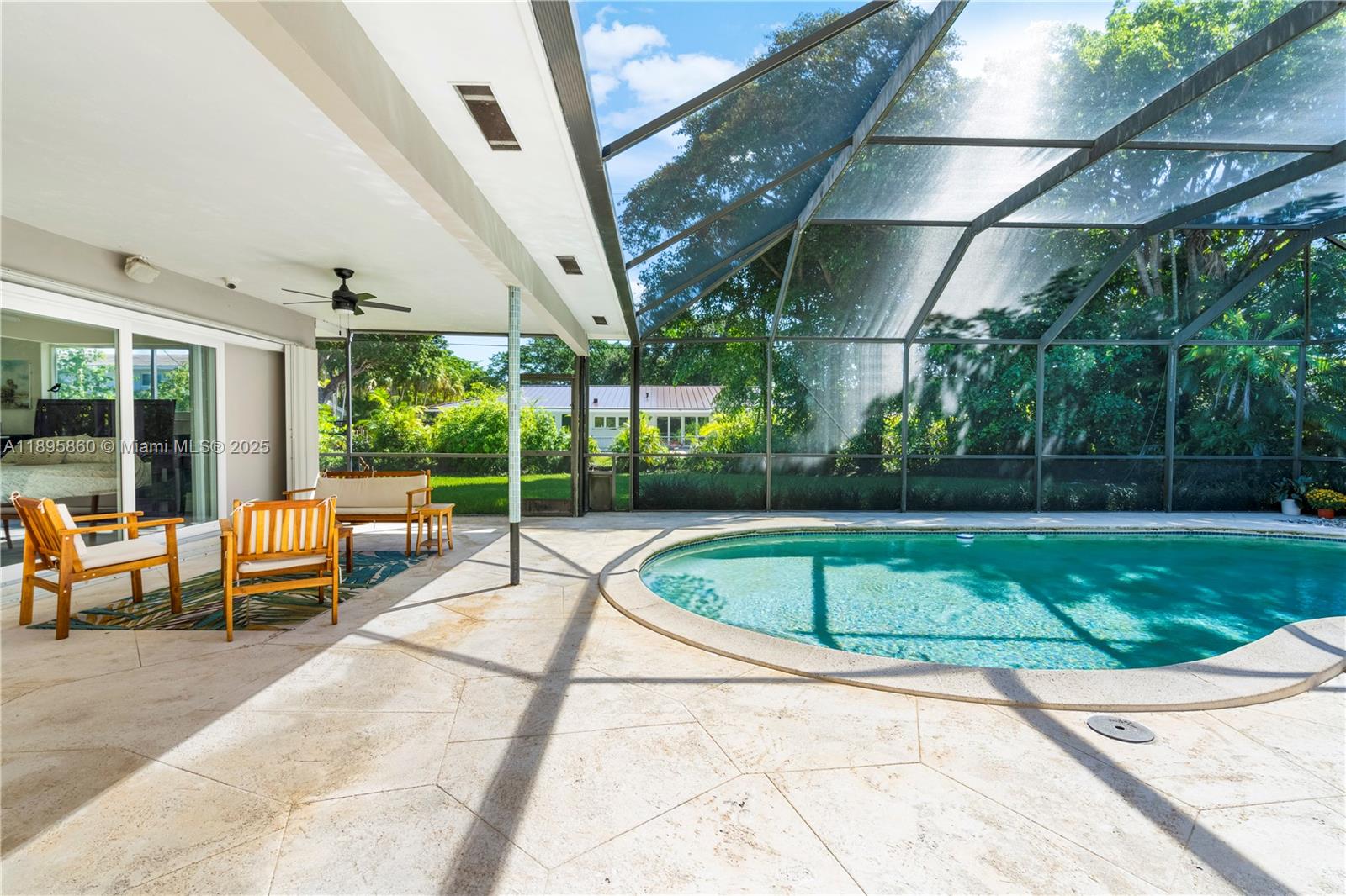 ESTELLE LAWRENCE HOMES - Residential