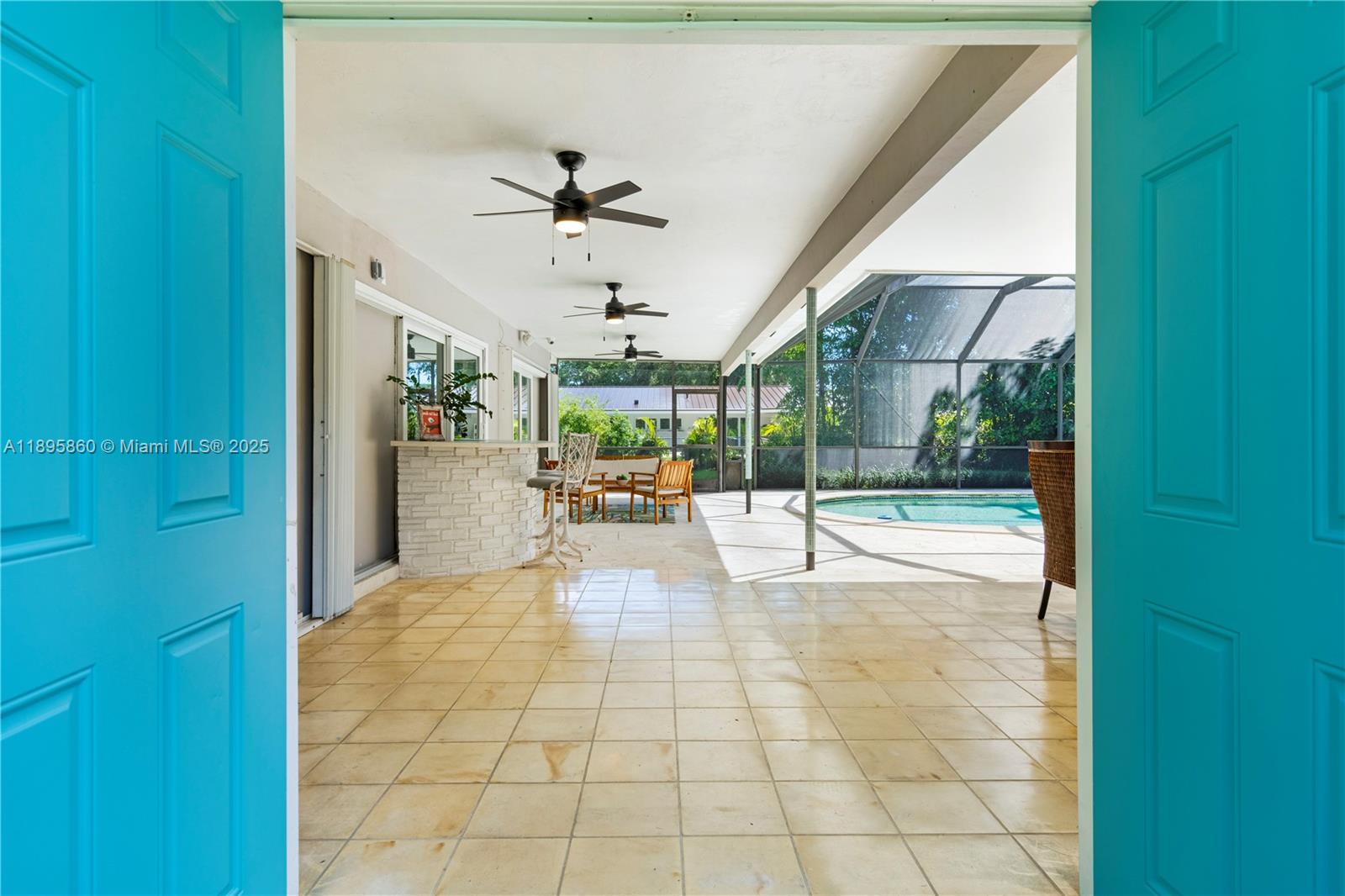ESTELLE LAWRENCE HOMES - Residential