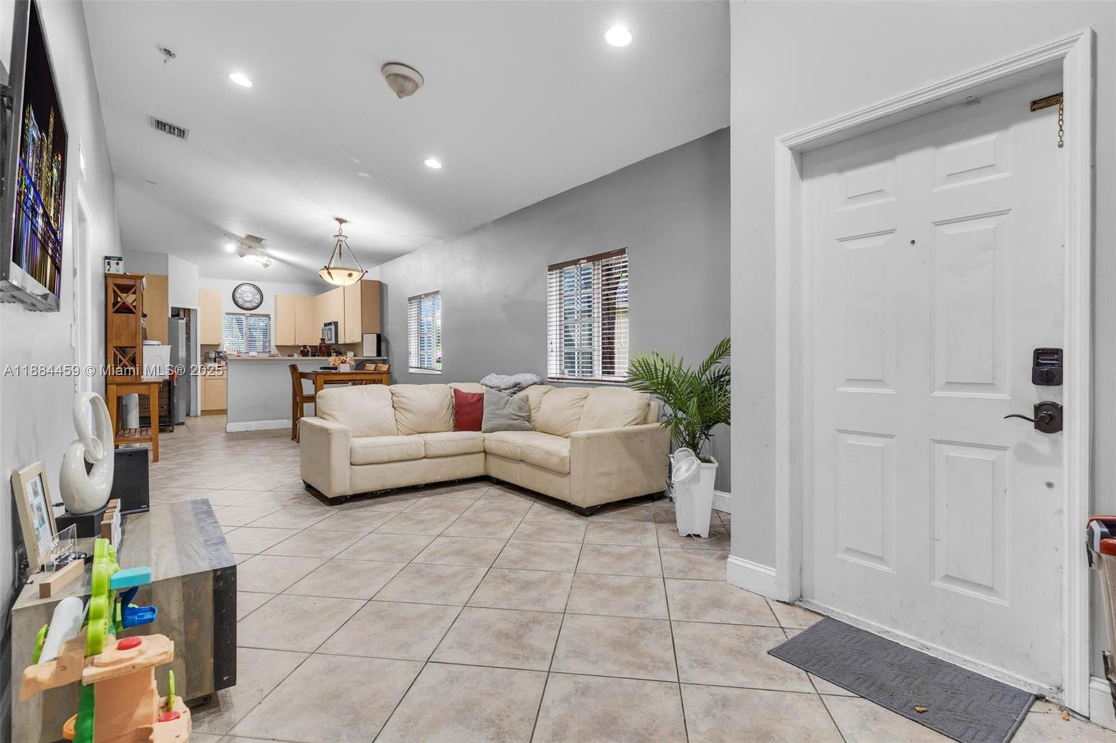 VENTURA AT MALIBU BAY - Residential