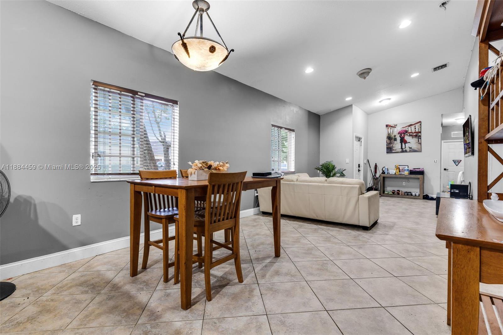 VENTURA AT MALIBU BAY - Residential