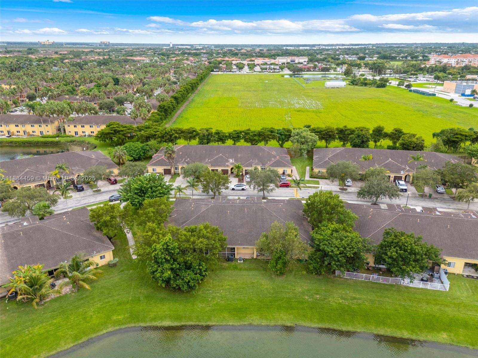 VENTURA AT MALIBU BAY - Residential
