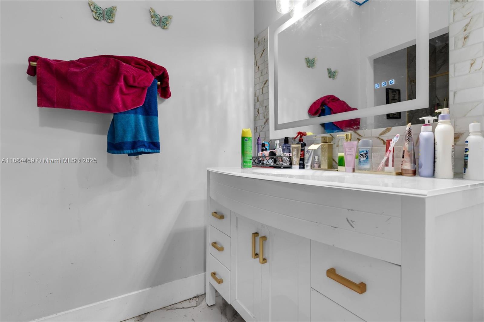 VENTURA AT MALIBU BAY - Residential