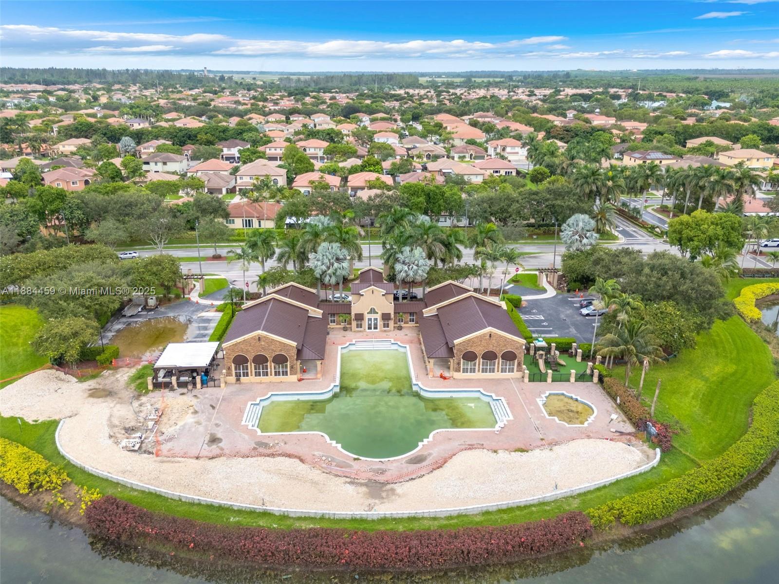 VENTURA AT MALIBU BAY - Residential