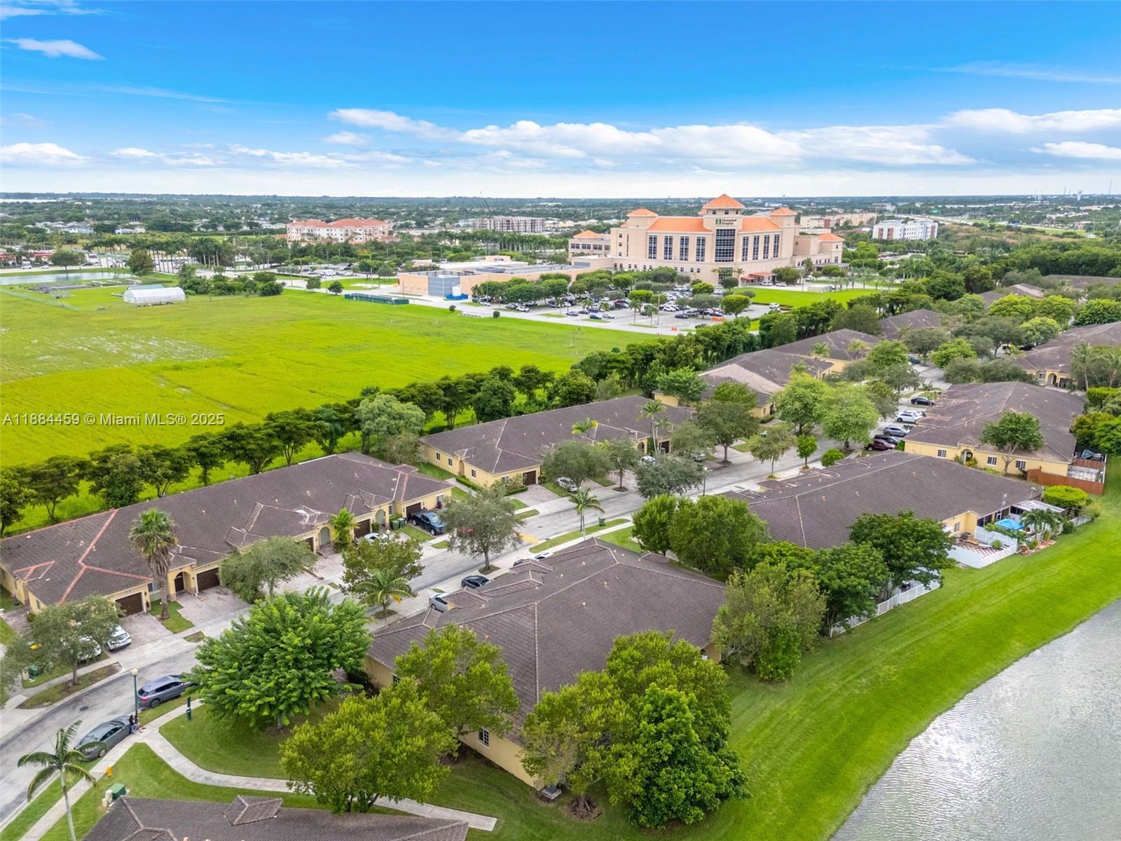 VENTURA AT MALIBU BAY - Residential