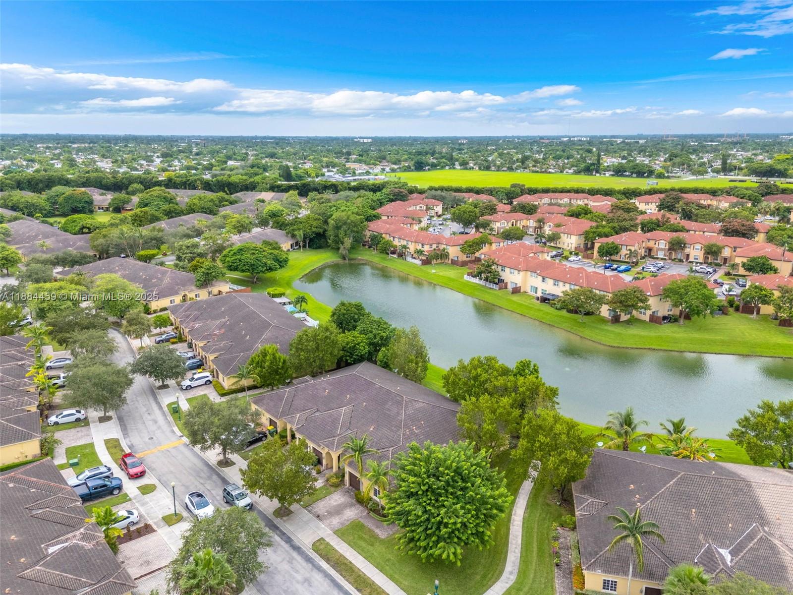 VENTURA AT MALIBU BAY - Residential