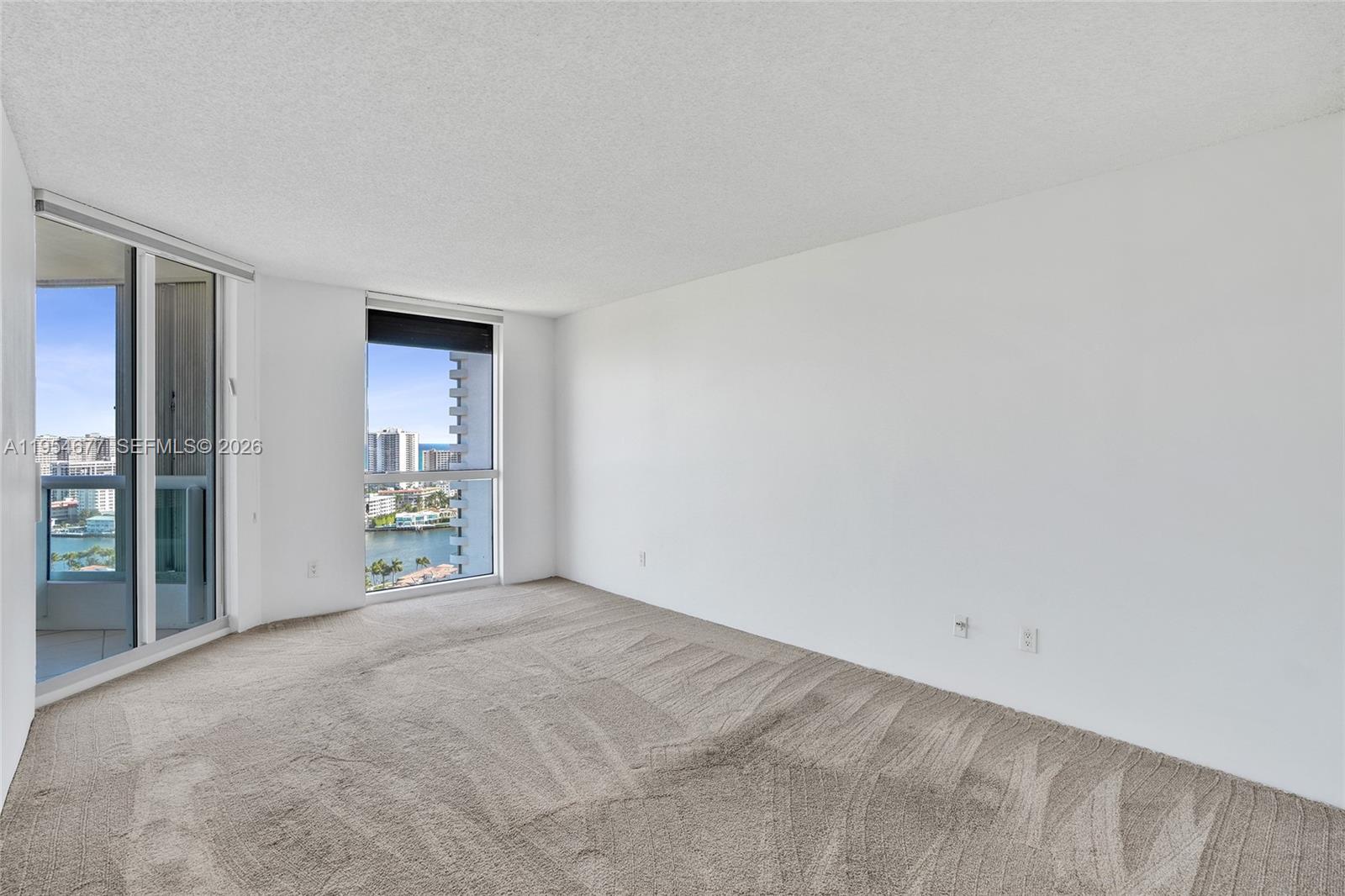 NORTH TOWER AT THE POINT - Residential