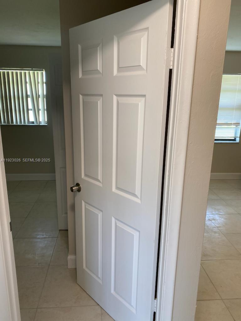 MIAMI MODEL TRUCK FARMS - Residential Income