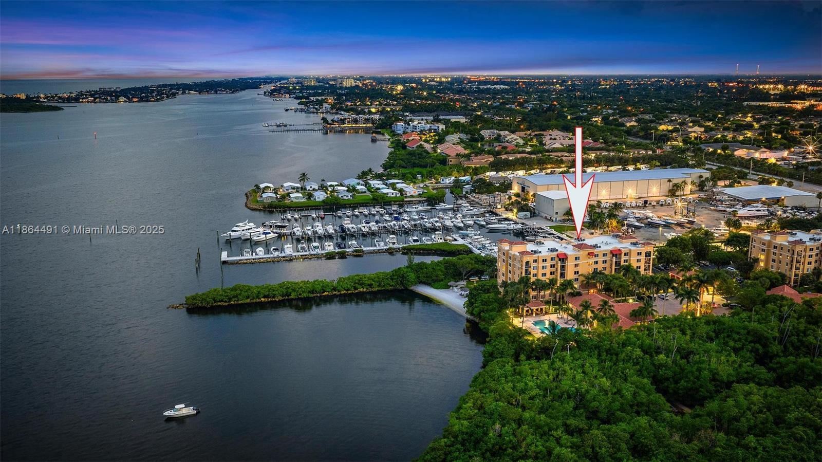 HYPOLUXOS MARINERS CAY CO - Residential