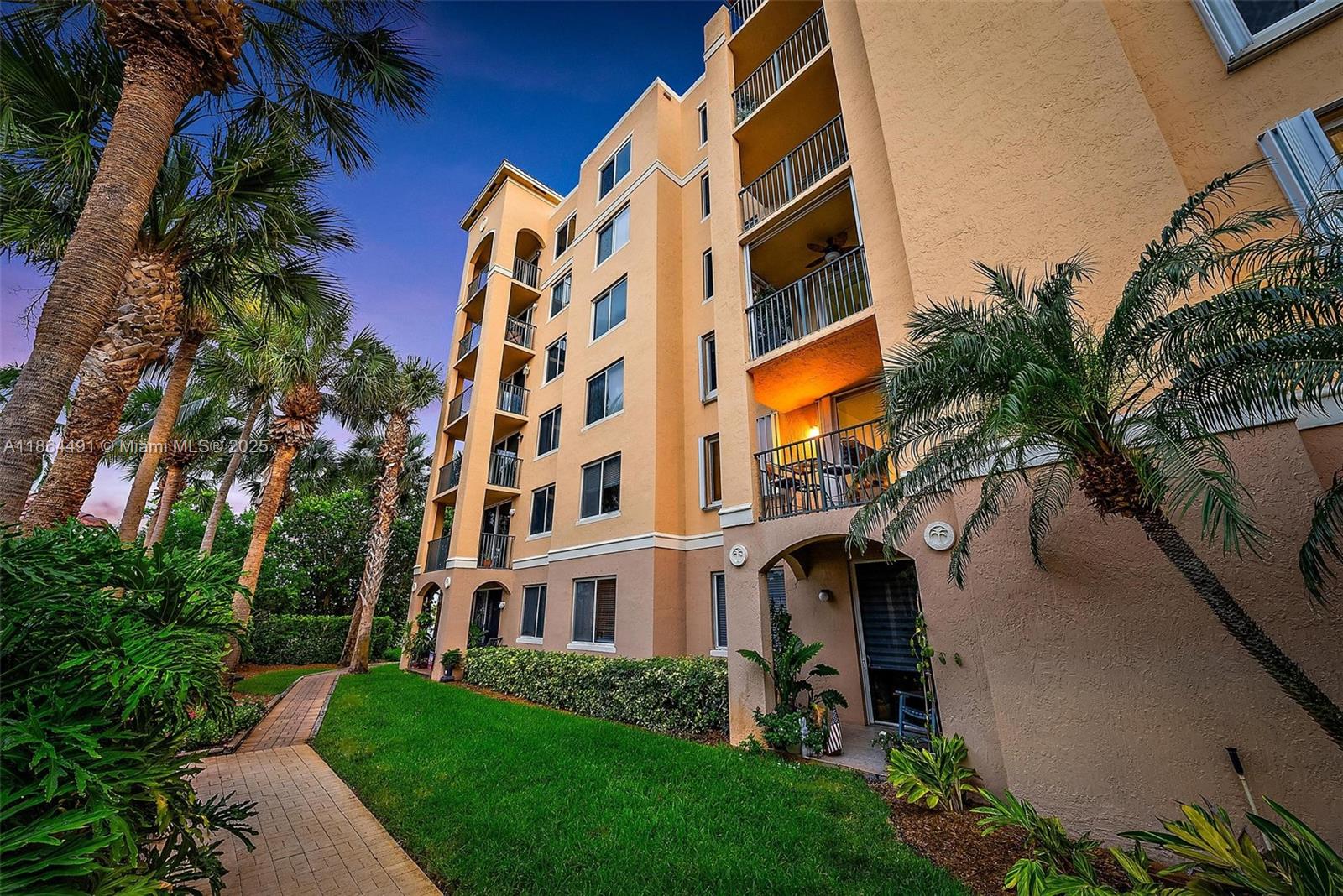 HYPOLUXOS MARINERS CAY CO - Residential