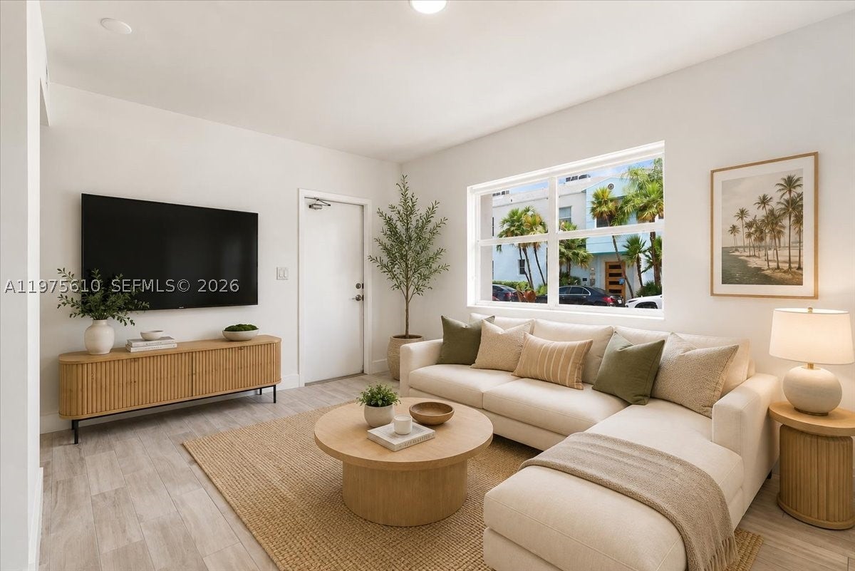 View photos, virtual tours, details... 1000 7th St
