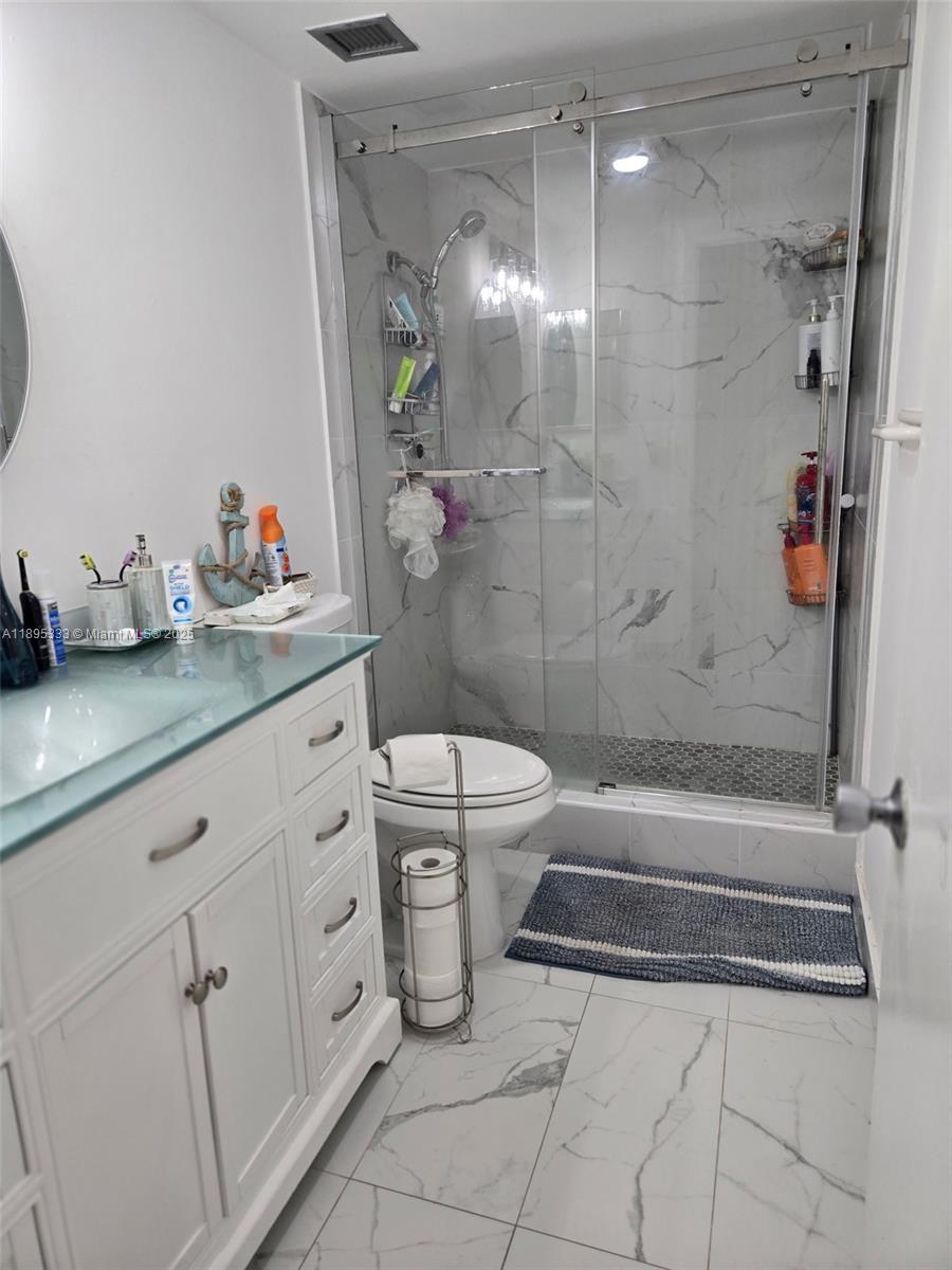 HILLCREST EAST NO 19 COND - Residential Lease