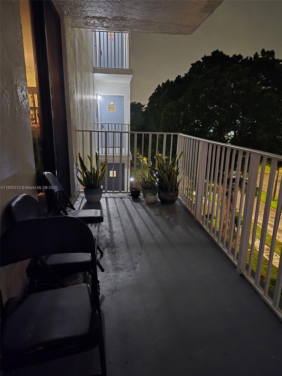 HILLCREST EAST NO 19 COND - Residential Lease