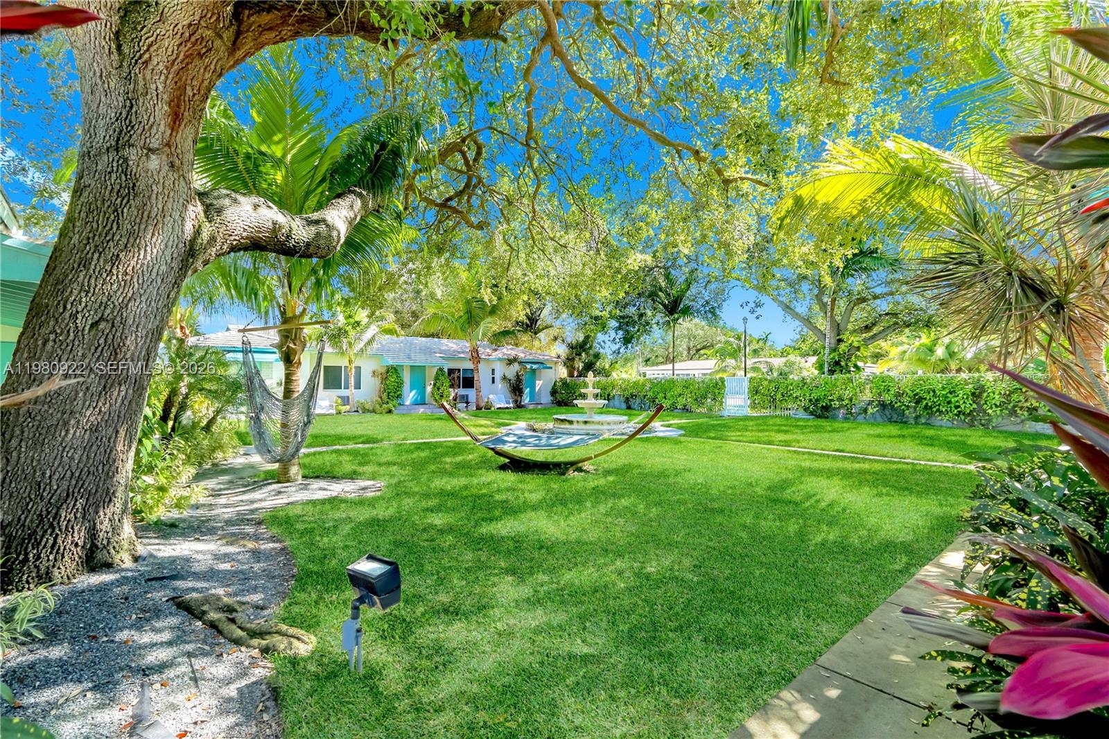 8824 NE 2ND AVENUE 8824