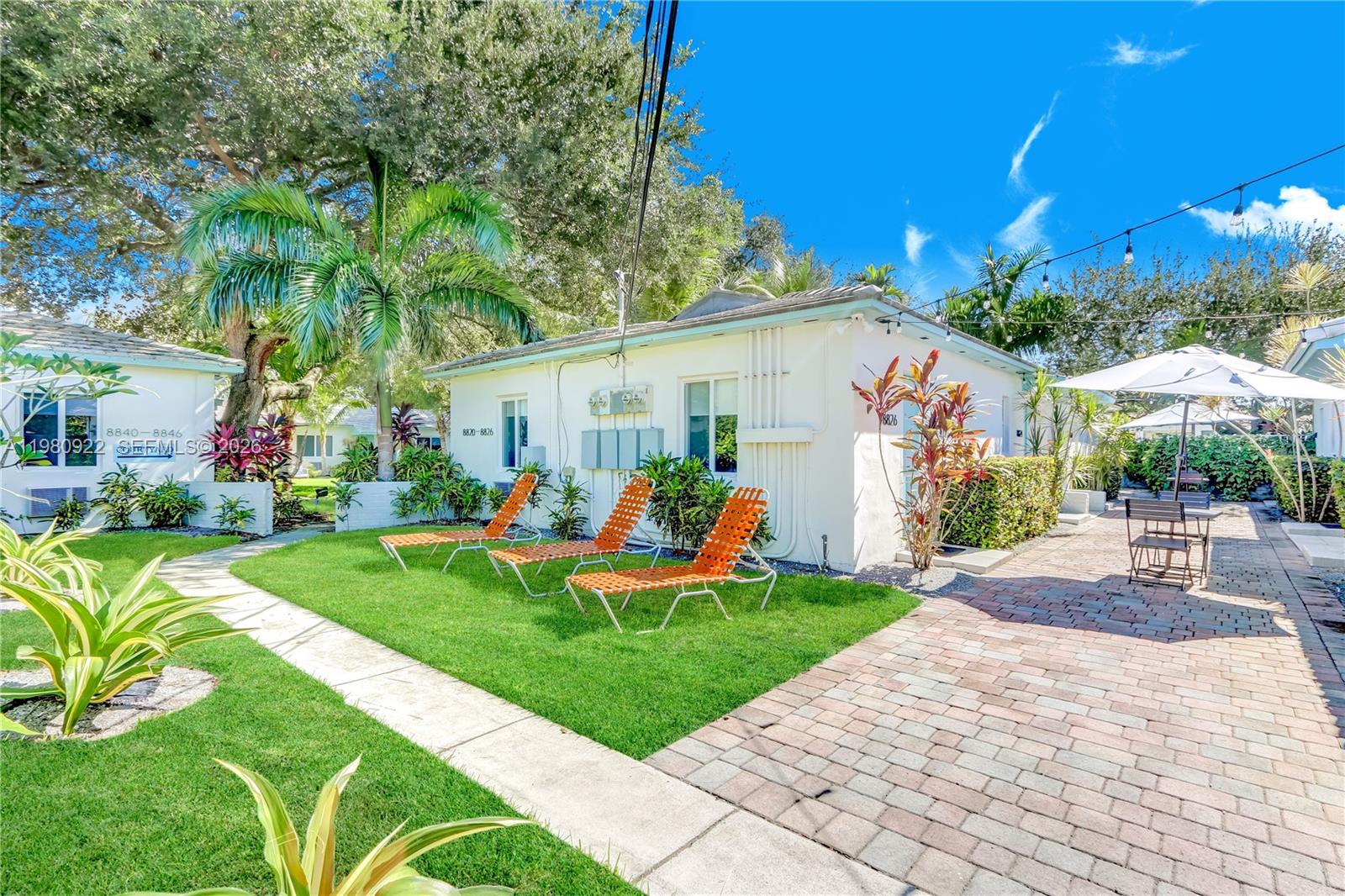 El Jardin - Residential Lease