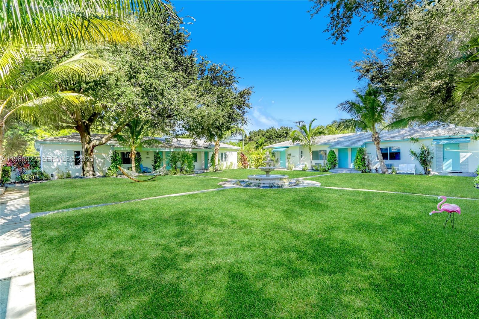 El Jardin - Residential Lease