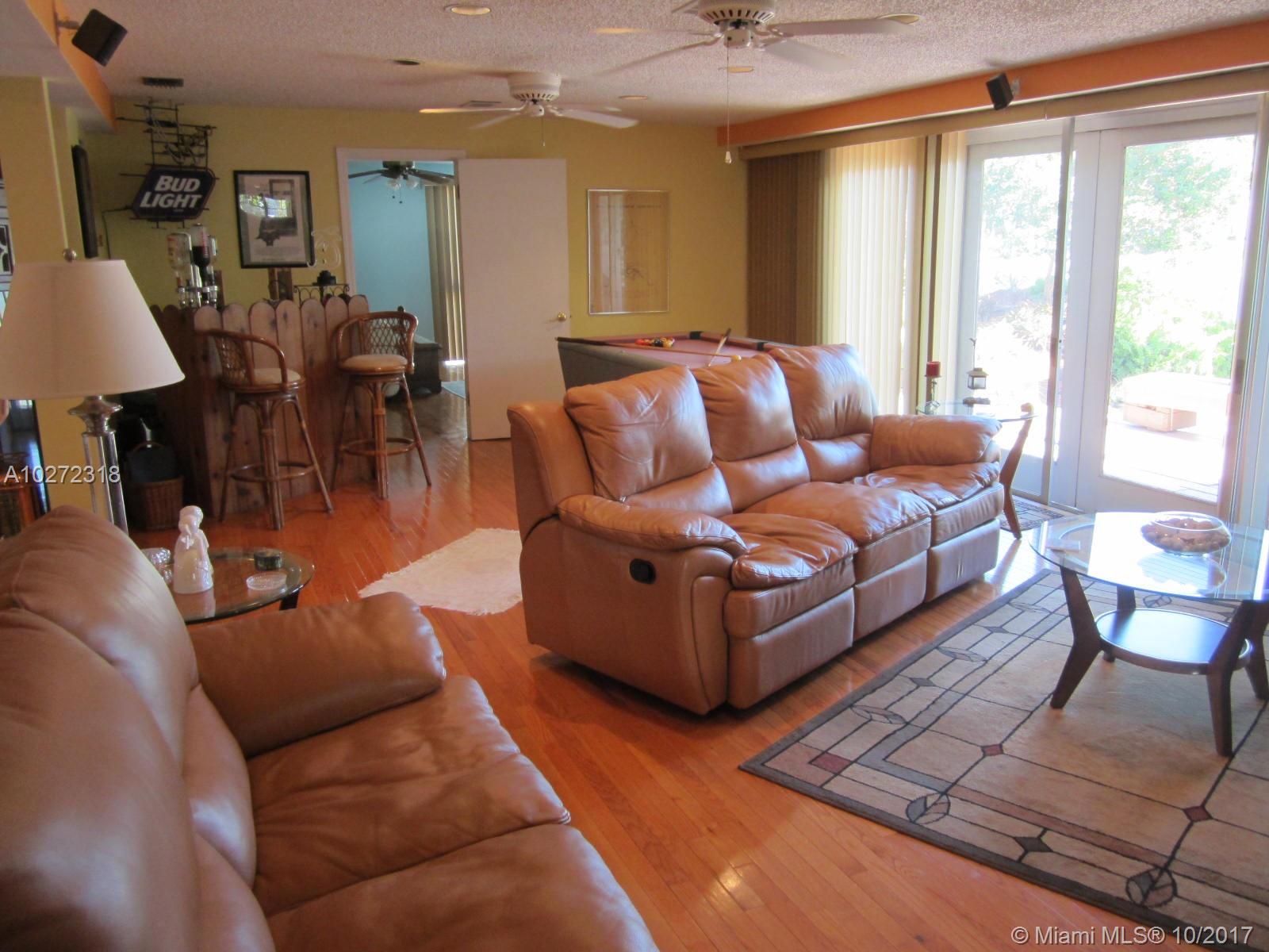 BASS LAKE ESTS-REPLAT OF - Residential