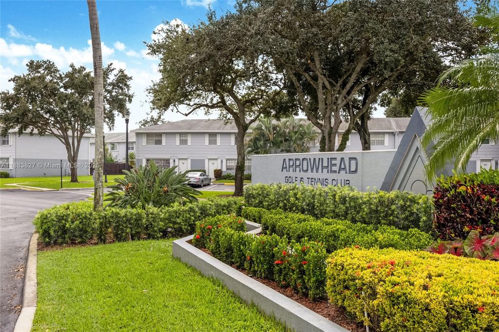 Photo of 8004 SW 20th Pl, Davie, FL 33324 (MLS # A11883827)