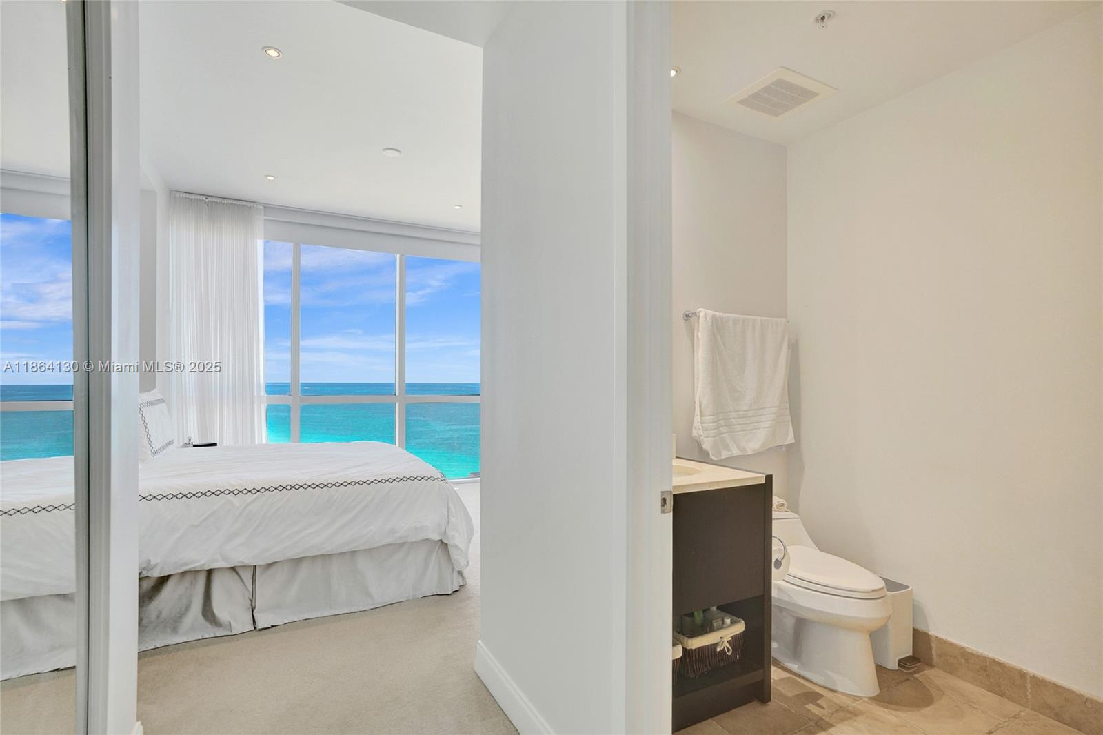 TRUMP ROYALE CONDO - Residential Lease
