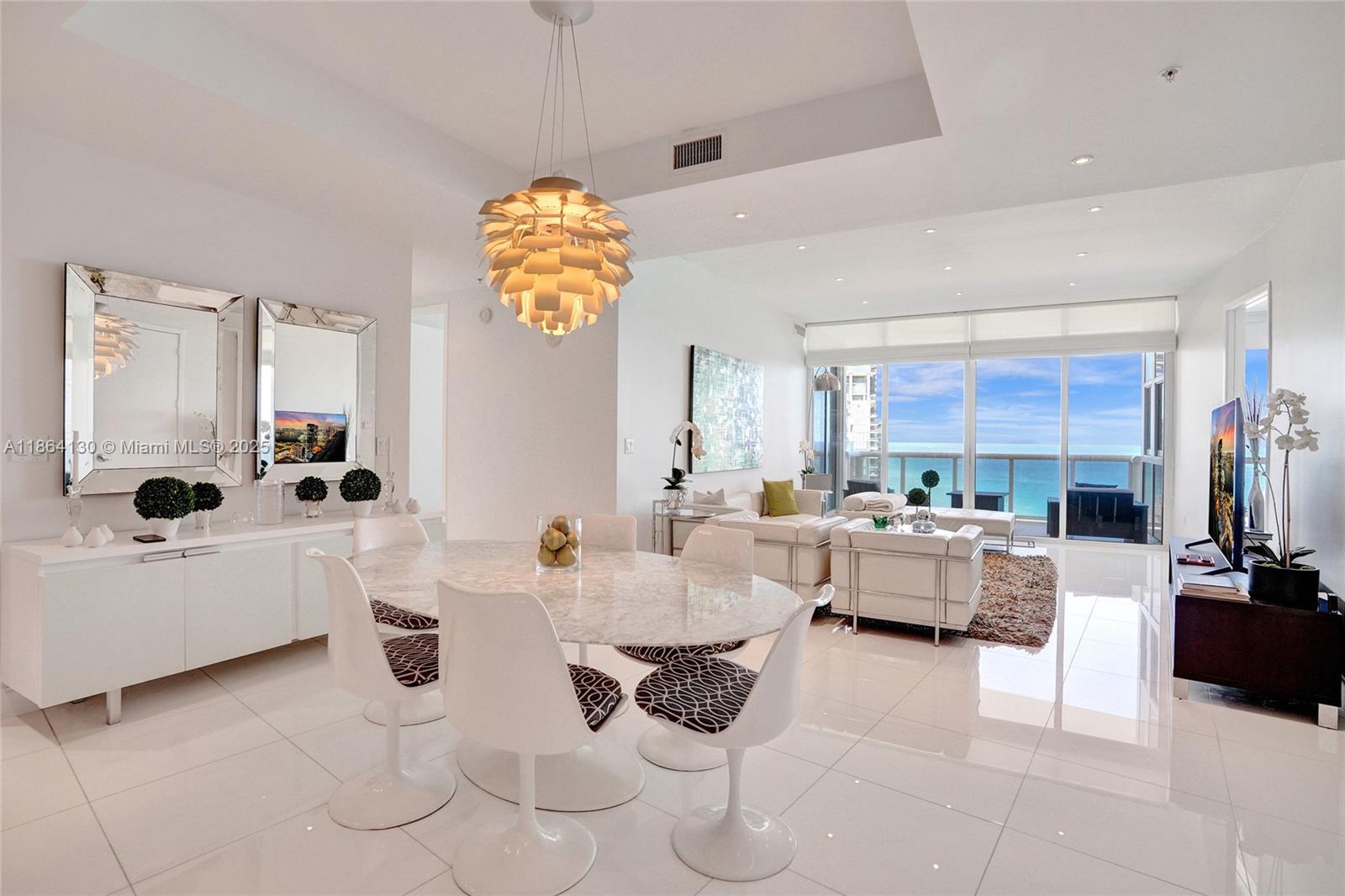 TRUMP ROYALE CONDO - Residential Lease