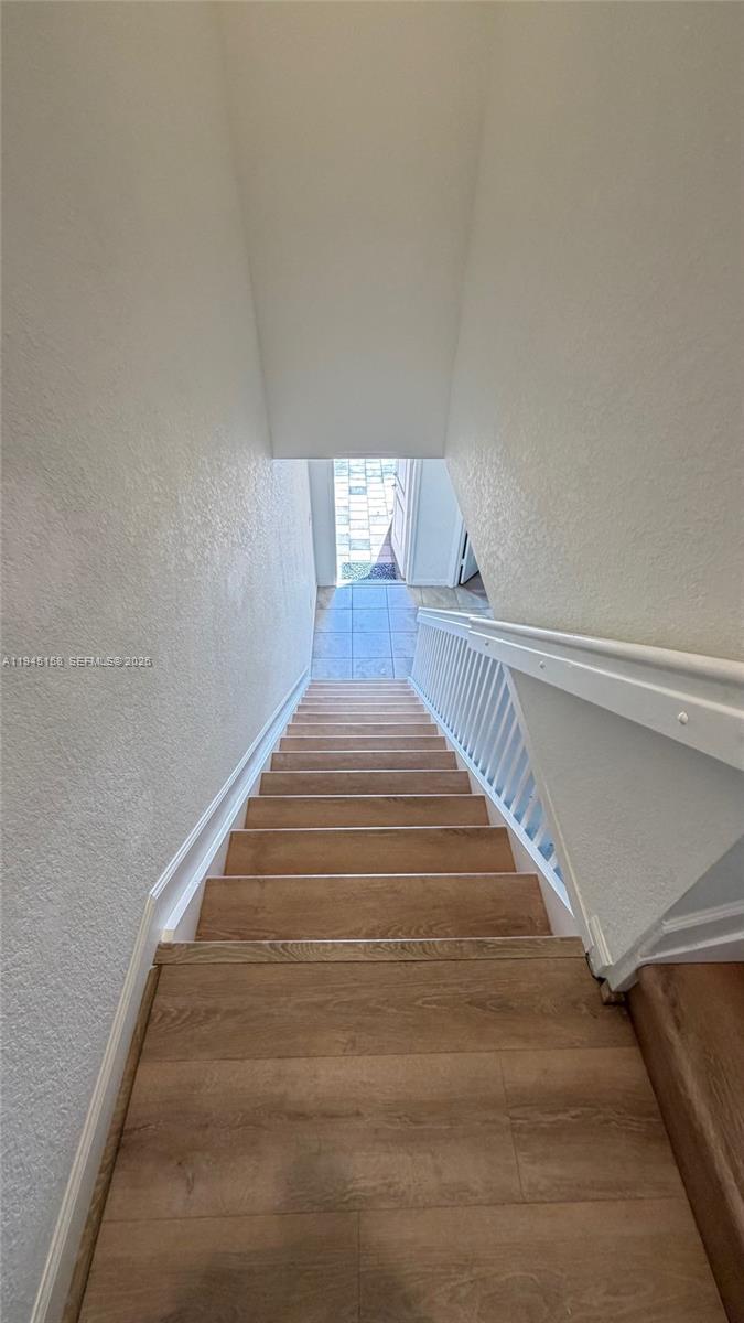 COCO PALM VILLAS - Residential