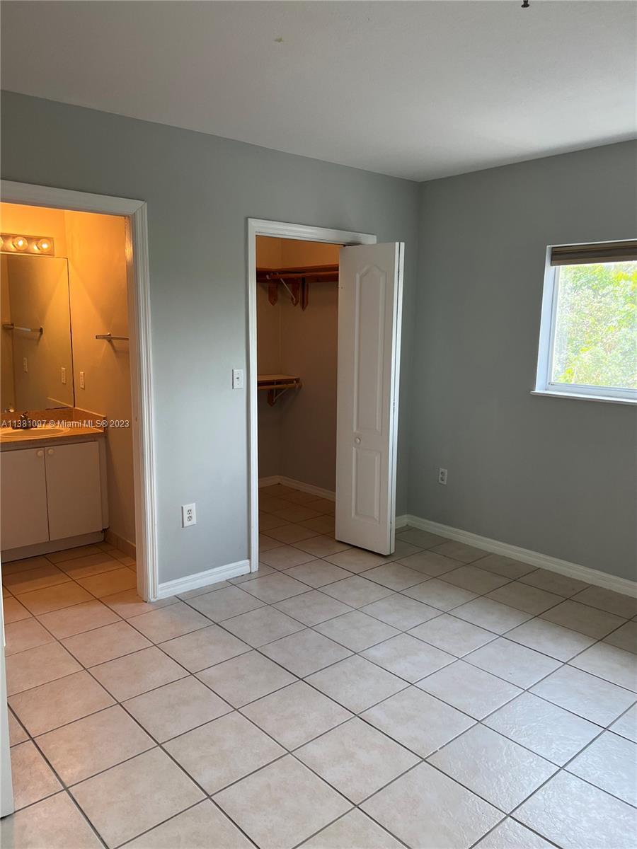 SUB OF PB 1-4 - Residential Lease