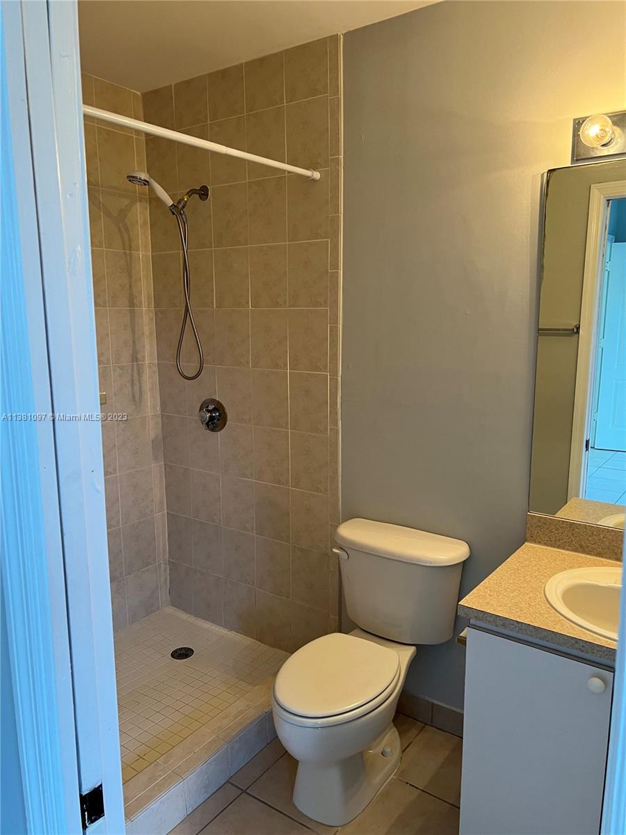 SUB OF PB 1-4 - Residential Lease