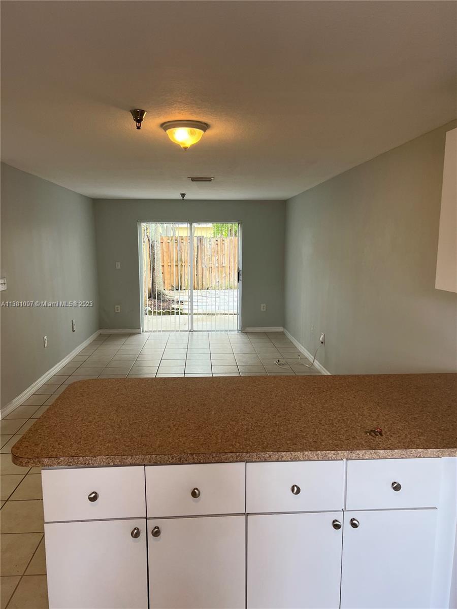 SUB OF PB 1-4 - Residential Lease