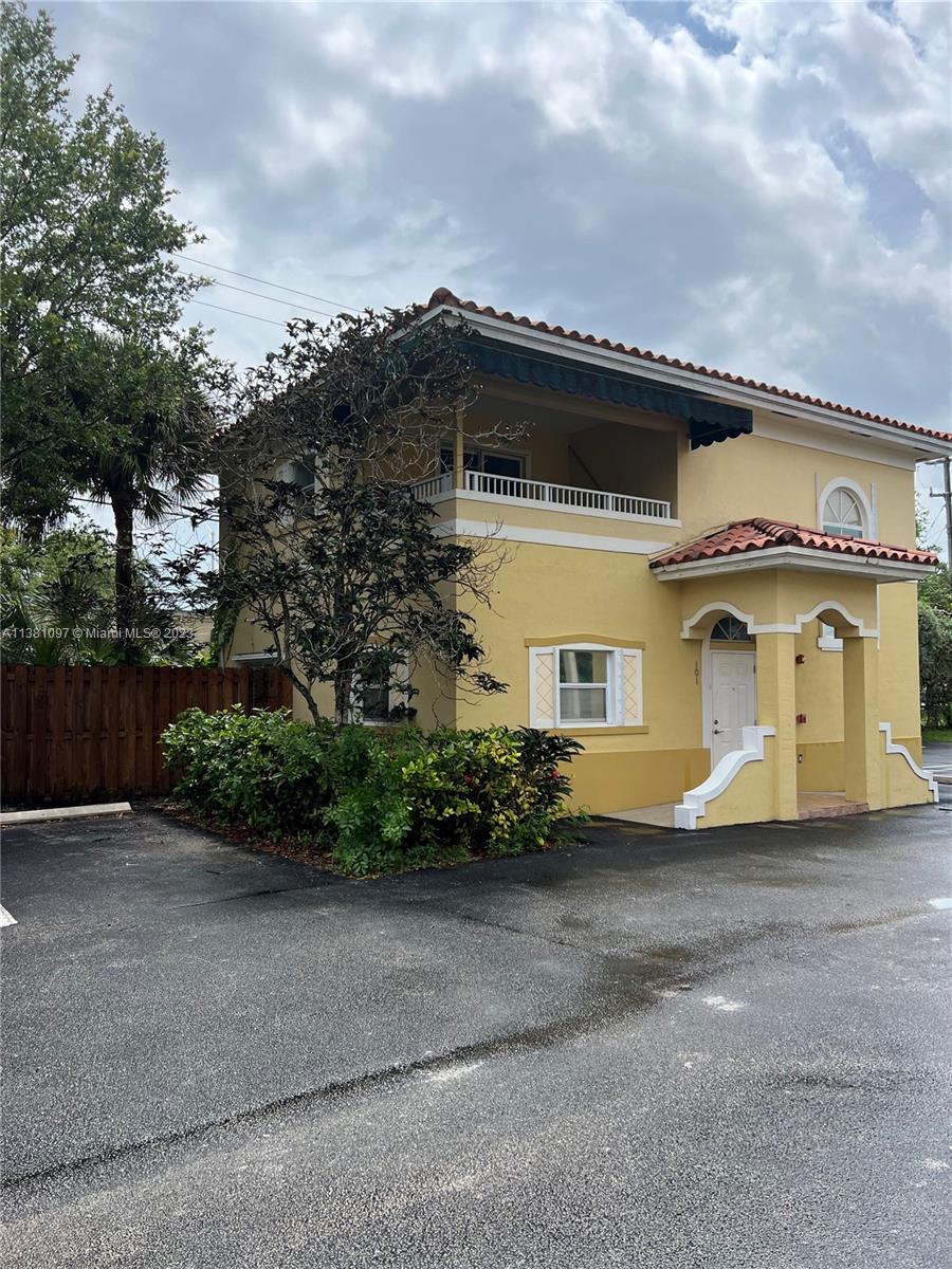 SUB OF PB 1-4 - Residential Lease