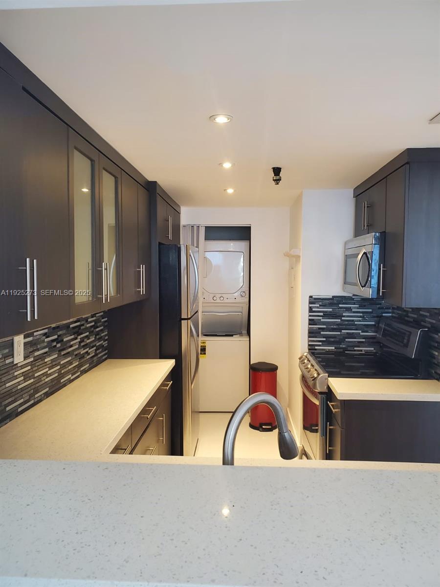 1717 N Bayshore Dr A-1650