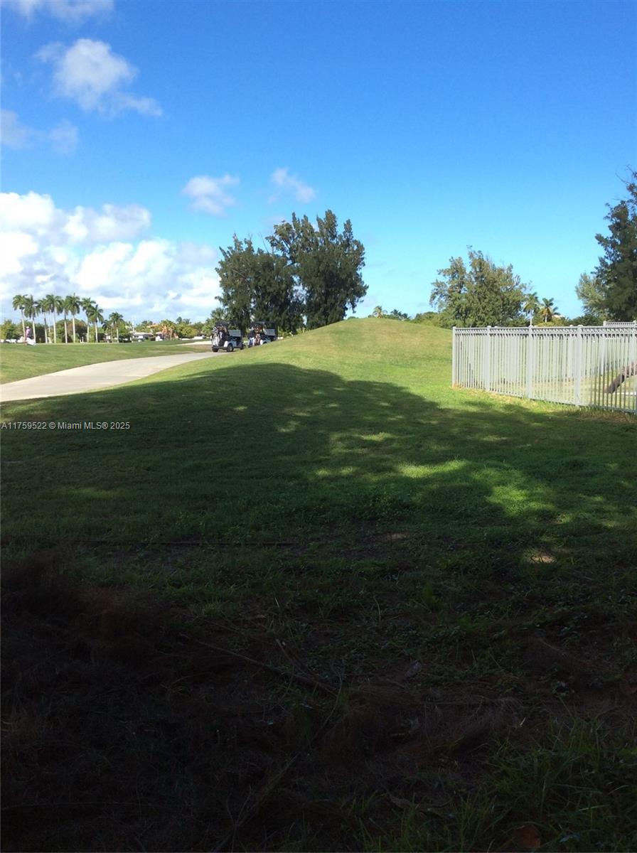 401 S Shore Dr