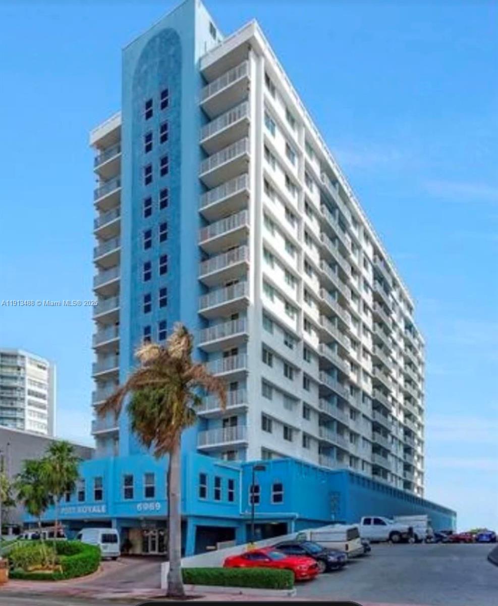 PORT ROYALE CONDO - Residential Lease