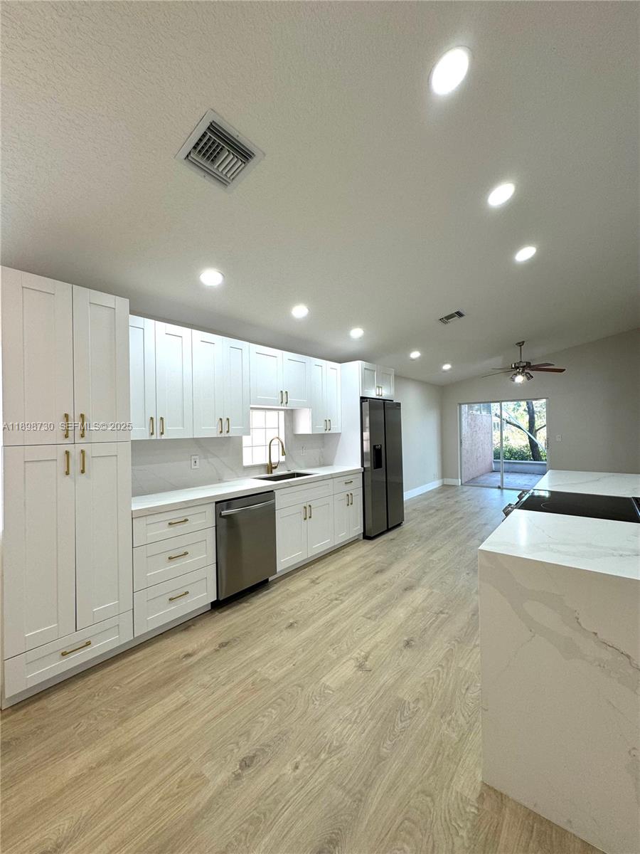 TUSCANY PAR A/B - Residential