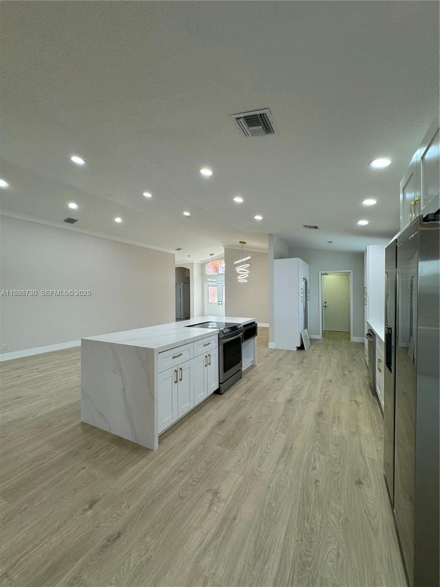 TUSCANY PAR A/B - Residential