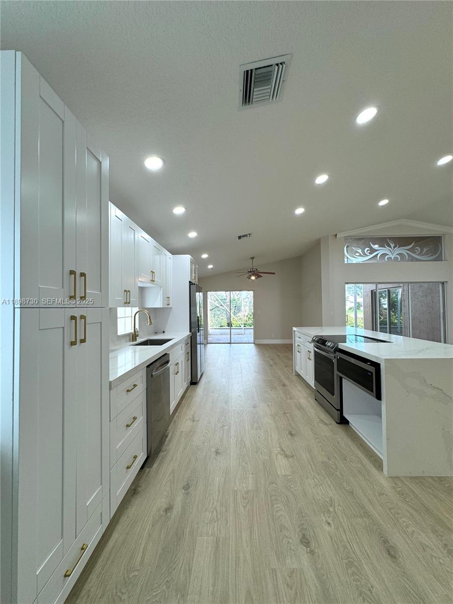 TUSCANY PAR A/B - Residential