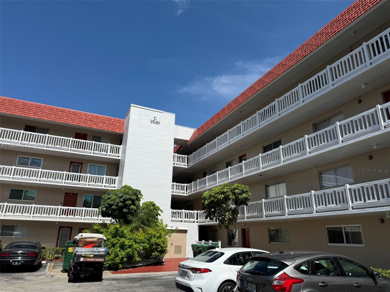 LAS VISTAS C IN INVERRARY - Residential