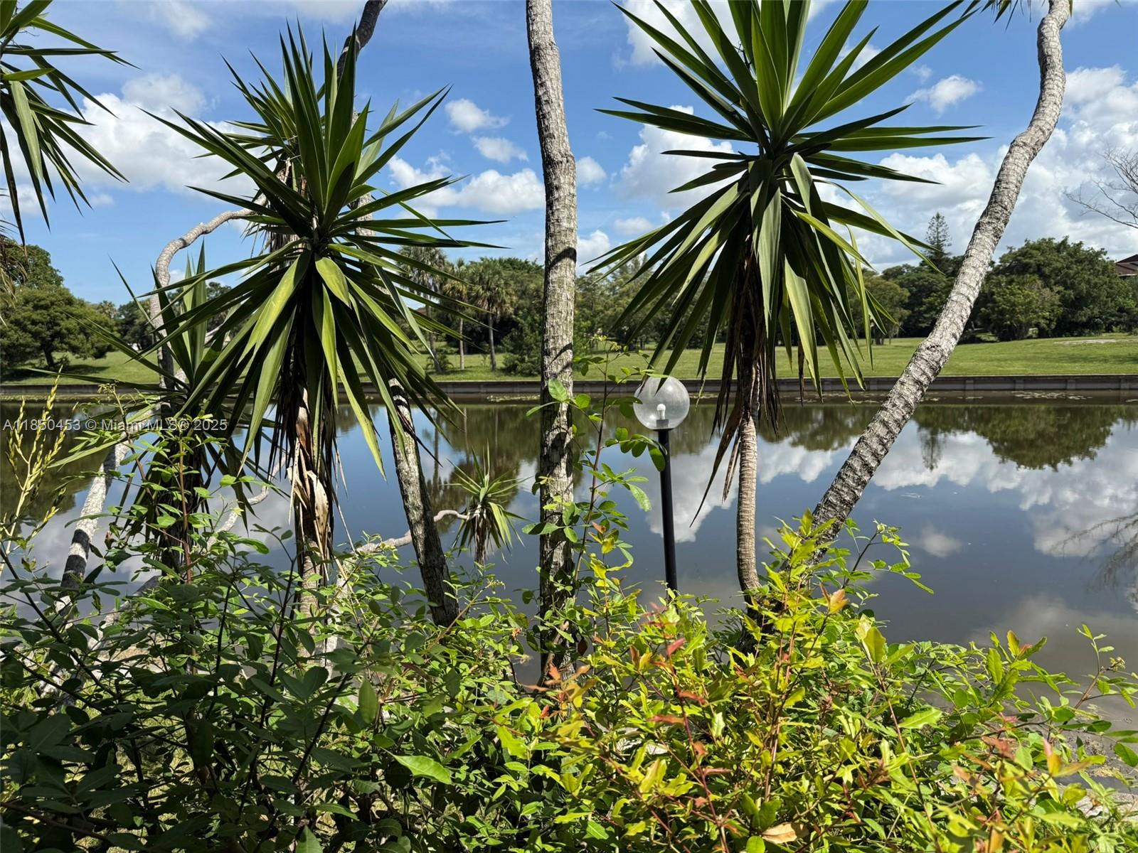 LAS VISTAS C IN INVERRARY - Residential