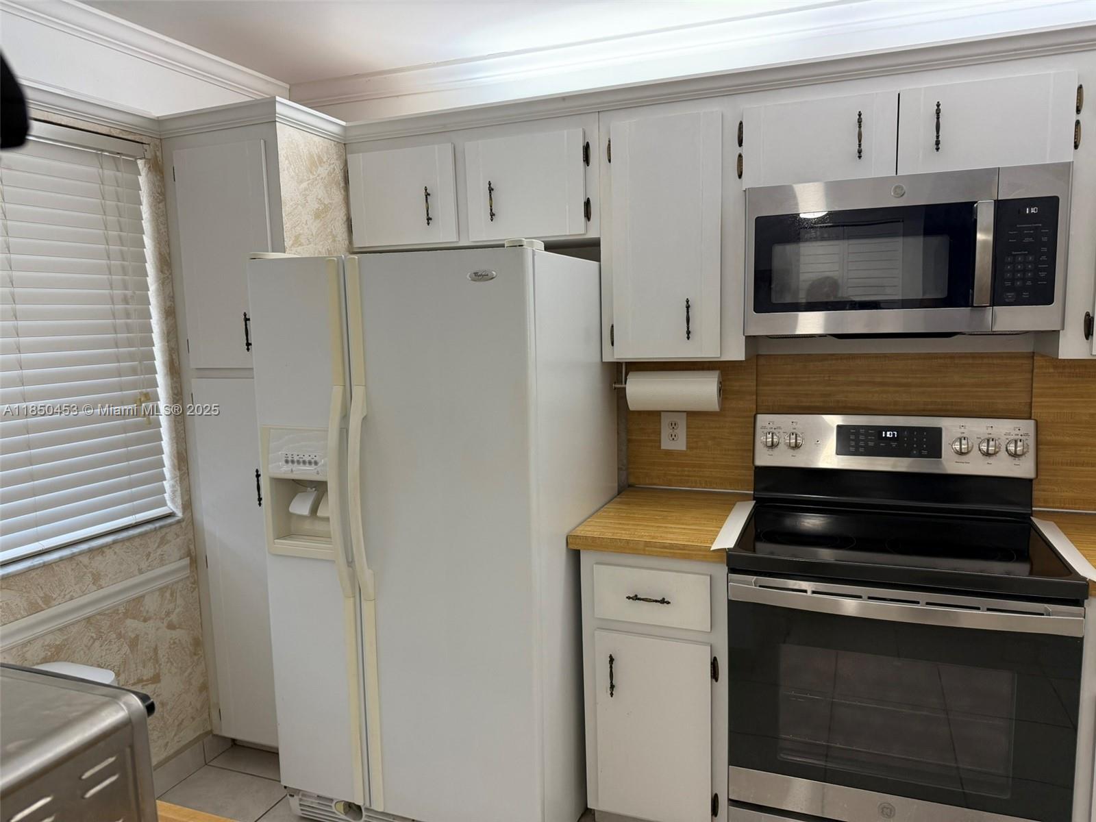 LAS VISTAS C IN INVERRARY - Residential