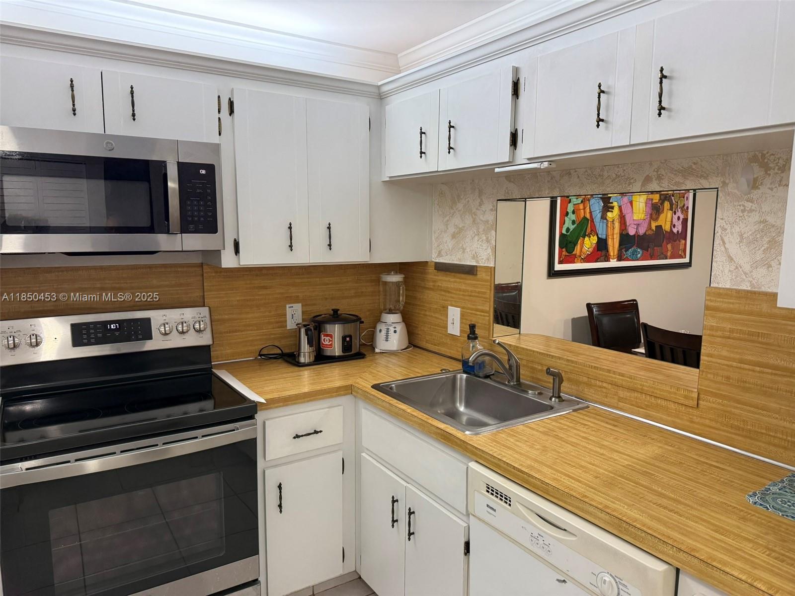 LAS VISTAS C IN INVERRARY - Residential